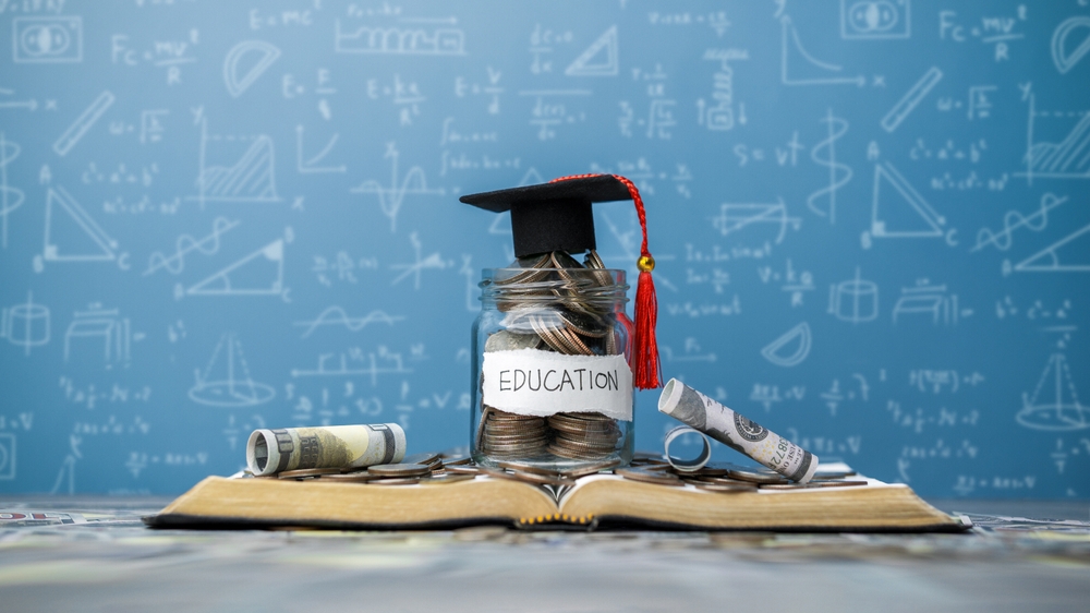 Financial Aid for Online College: How to Get Grants, Scholarships, and Loans